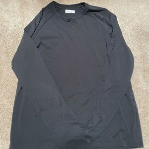 Outdoor Voices Men’s black long sleeve